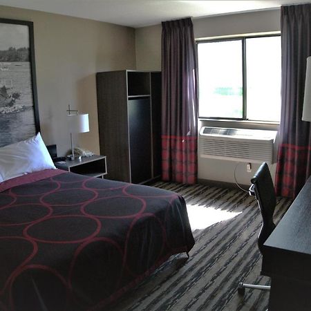 Super 8 by Wyndham Spirit Lake/Okoboji Eksteriør bilde