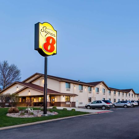 Super 8 by Wyndham Spirit Lake/Okoboji Eksteriør bilde