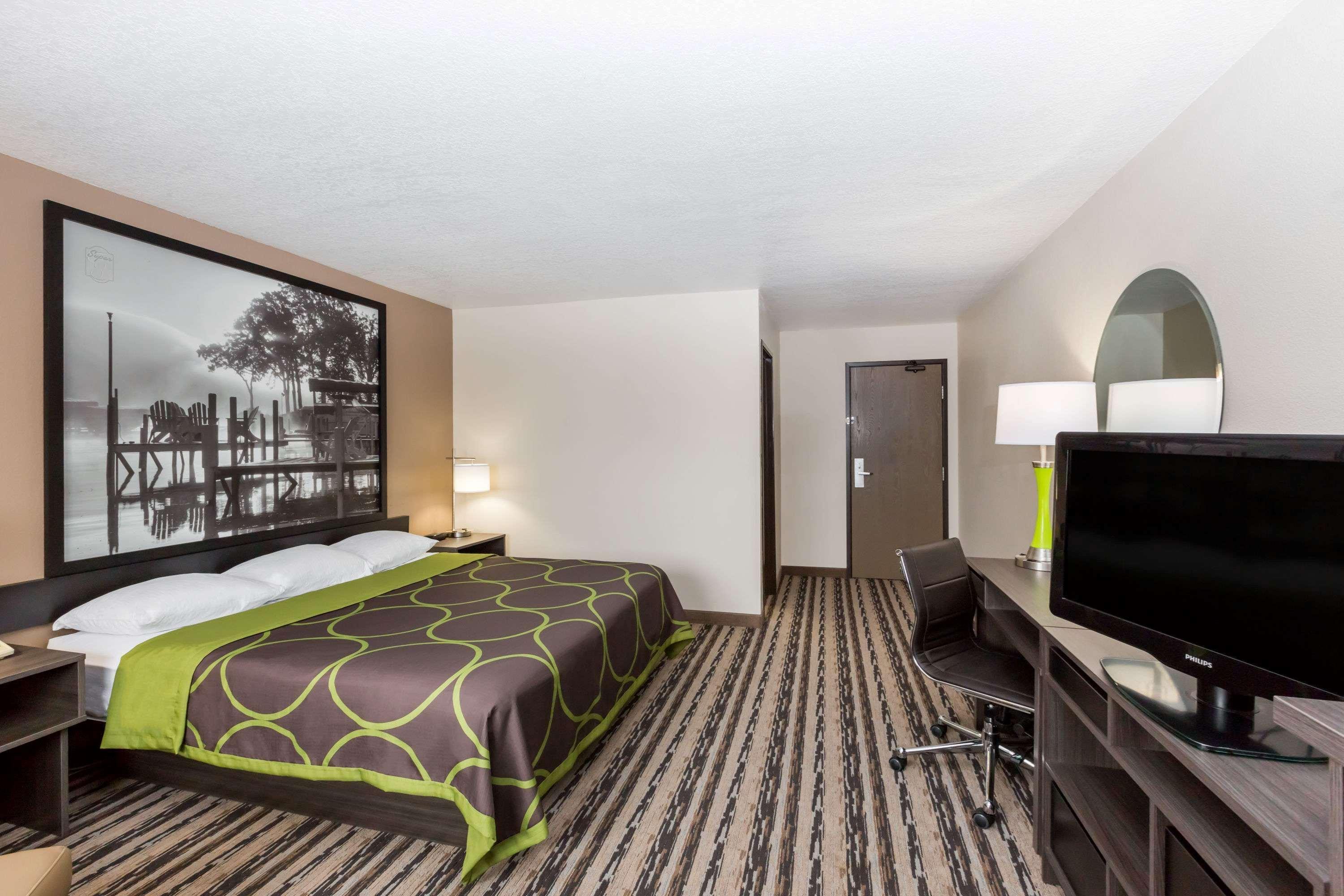 Super 8 by Wyndham Spirit Lake/Okoboji Eksteriør bilde