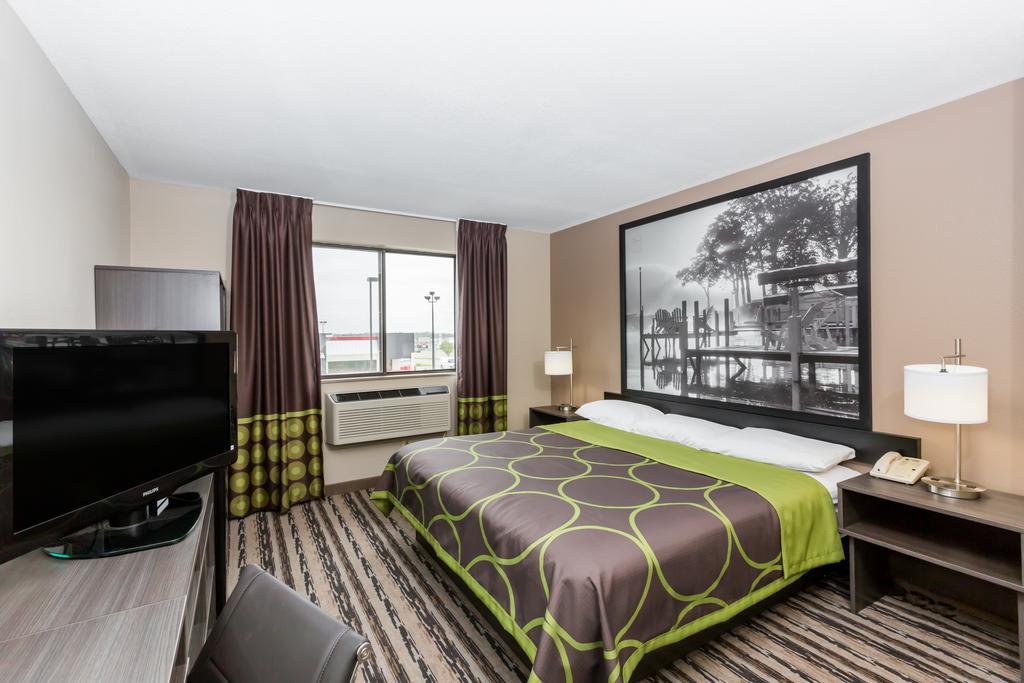 Super 8 by Wyndham Spirit Lake/Okoboji Eksteriør bilde