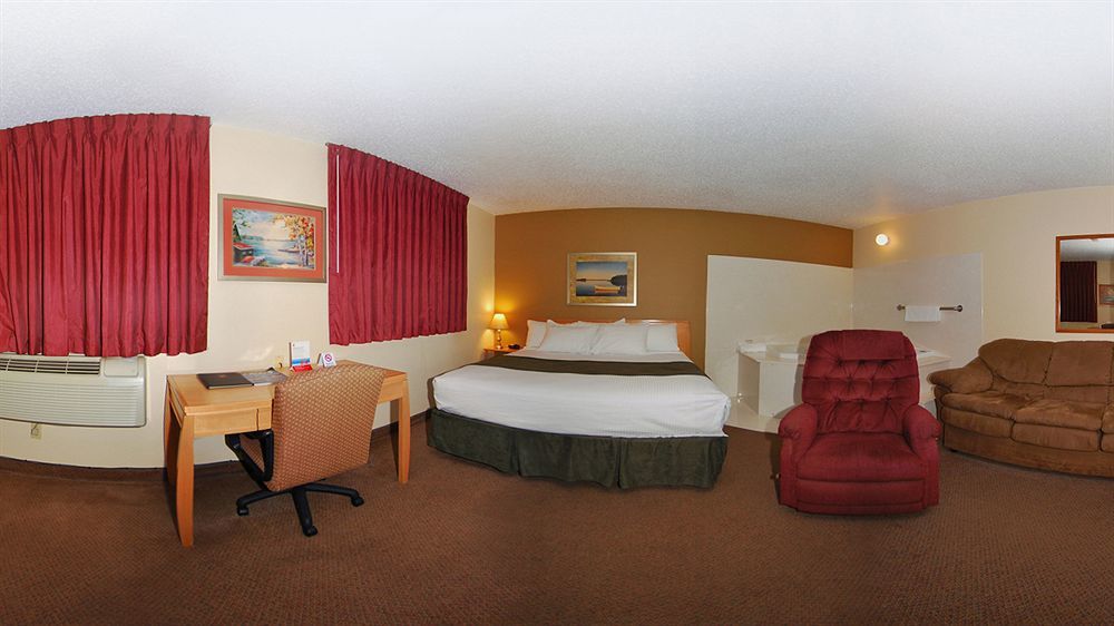 Super 8 by Wyndham Spirit Lake/Okoboji Eksteriør bilde