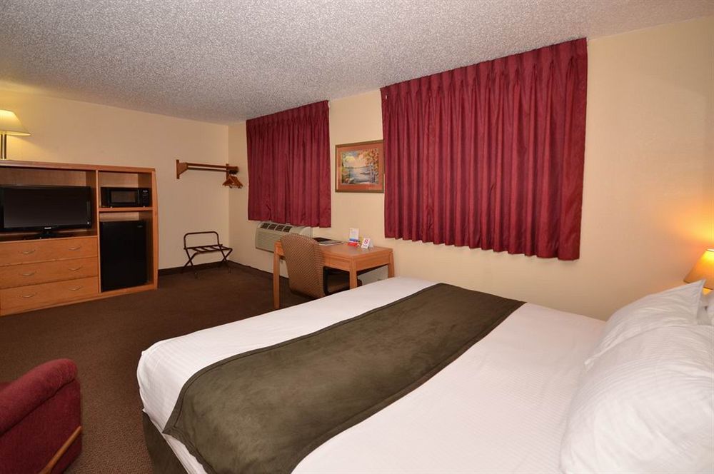 Super 8 by Wyndham Spirit Lake/Okoboji Eksteriør bilde